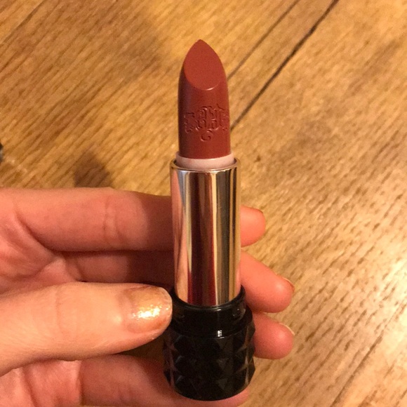 🎉HP🎉NWT Kat Von D Studded Kiss Lipstick - Picture 8 of 8